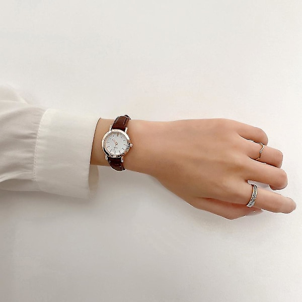 Unisex Quartz-klocka minimalistisk stil klassiskt PU-läderband runt urtavla armbandsklocka A