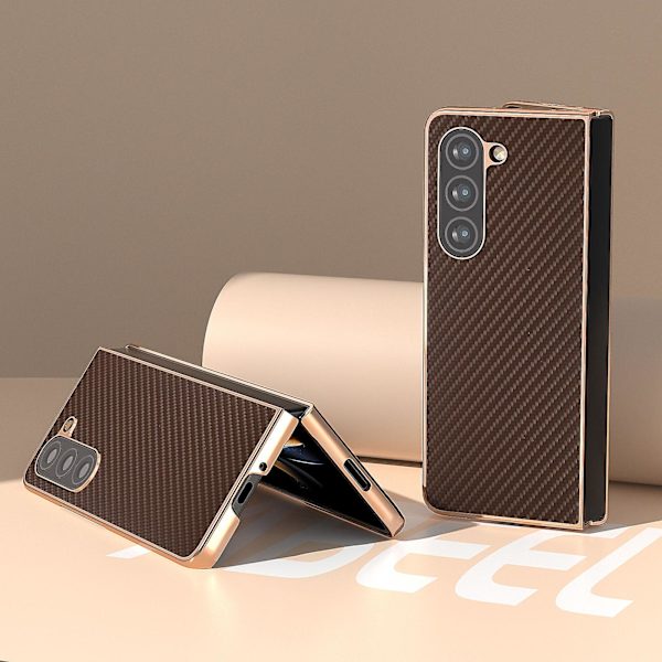 Elektropläterad kolfiberstruktur PU-läderbelagd PC-telefonfodral för Samsung Galaxy Z Fold5 5g Brown