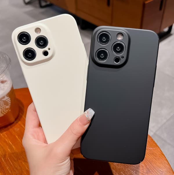 Gummierat skyddande PC-telefonfodral för iPhone 14 Pro Max White