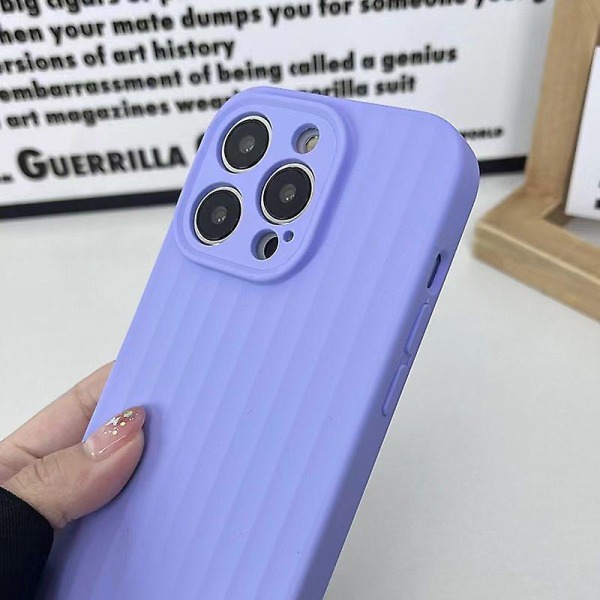 iPhone 13 Pro -kotelo pystysuorilla raidoilla, naarmuuntumaton suojaava neste silikonista valmistettu puhelinkotelo Light Purple
