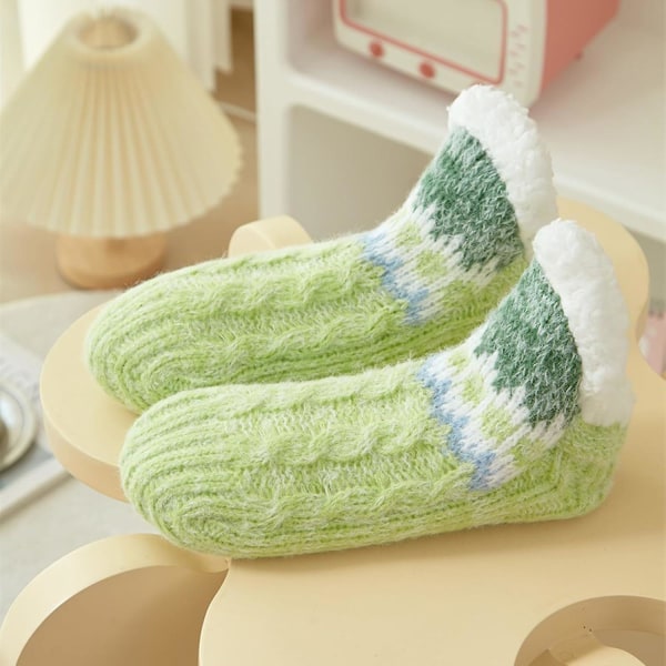 Vintertofflor - Universal Lambswool Fluffy Socks med enkel storlek, damkläder för spelrum, matsal, vardagsrum, sovrum, studierum