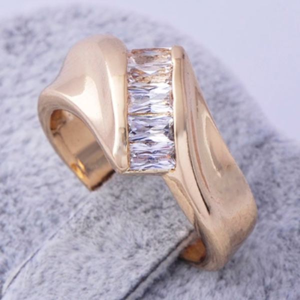 18K Guldfyllda Guld Filled gulddoublé Ring 15.5