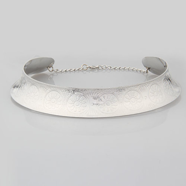 Muodin kaulakorut SILVER