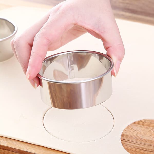 Sæt med tre runde dejpressere i rustfrit stål til ravioli og kager