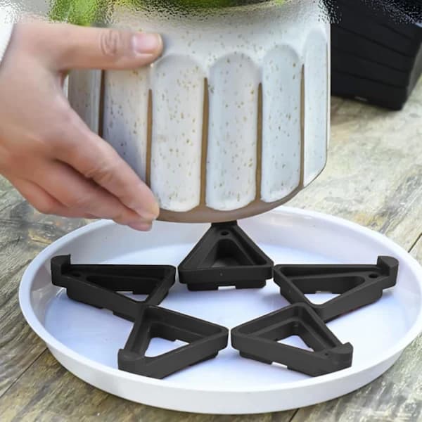 40-pack Plant Pot Feet for Outdoor Pots, Triangular Plastic Pot Risers for Drainage and Airflow, Black
