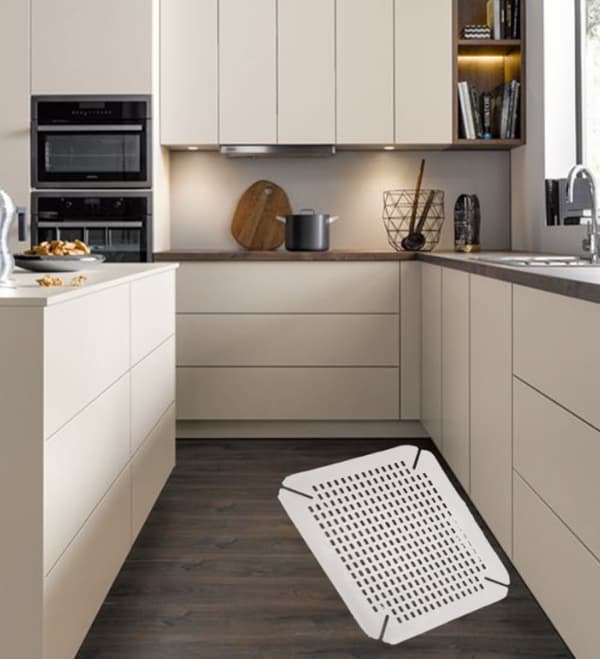 Beige diskbänksmatta, stora PVC-diskbänksmattor, diskhoar med dräneringshål och diskhotillbehör