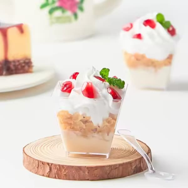 Square Plastic Cups 120 ml – 25-pack Serving Cups for Dessert, Mousse Black
