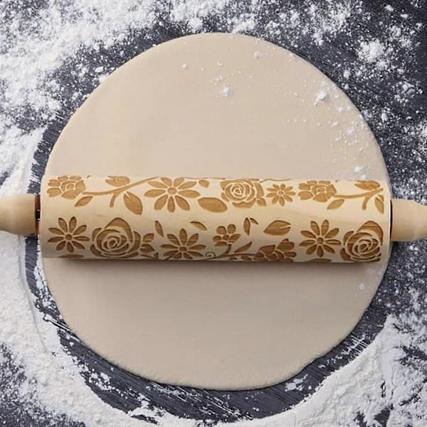 Rolling Pin with Different Patterns, Wood Carved Cartoon Dough Roller