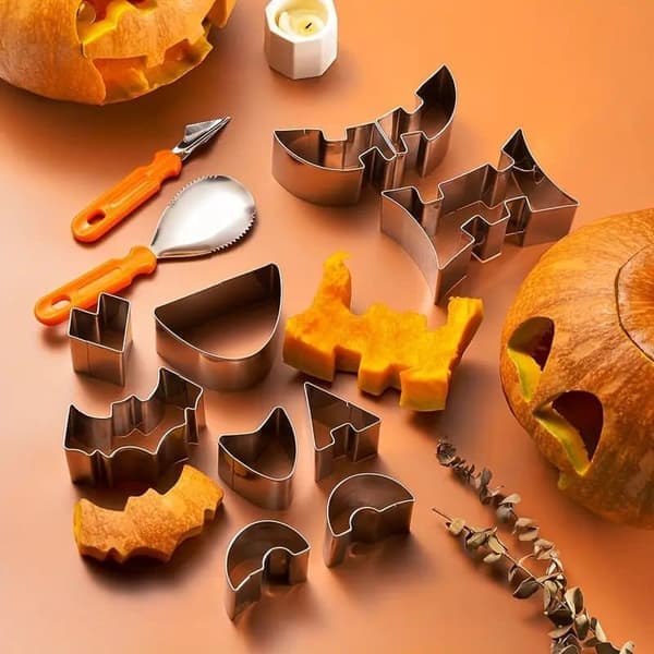 12-pack Halloween Pumpkin Carving Molds in Stainless Steel – Jack-O’-Lantern Engraving Tools with DIY Templates