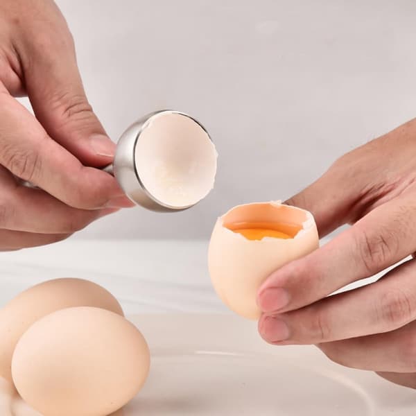 Eggtoppskjærer, 2-pakning eggåpner i rustfritt stål med fjærmekanisme, for bløtkokte og rå egg, sølv 13,2 x 3,9 cm