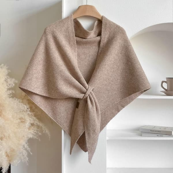 Stickad sjal för kvinnor i polyester med rosett 185x76 cm