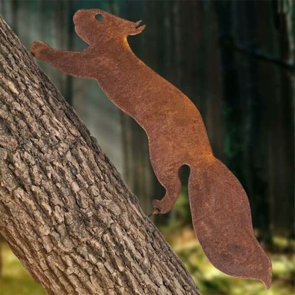Squirrel for Trees - Metal Garden Decoration - 30 cm - Natural Rust Patina