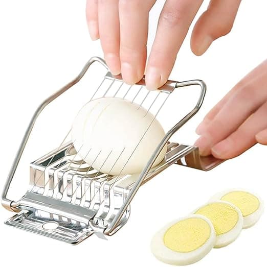 1 stk sølvfarget eggeskjærer i rustfritt stål med tråd for hardkokte egg
