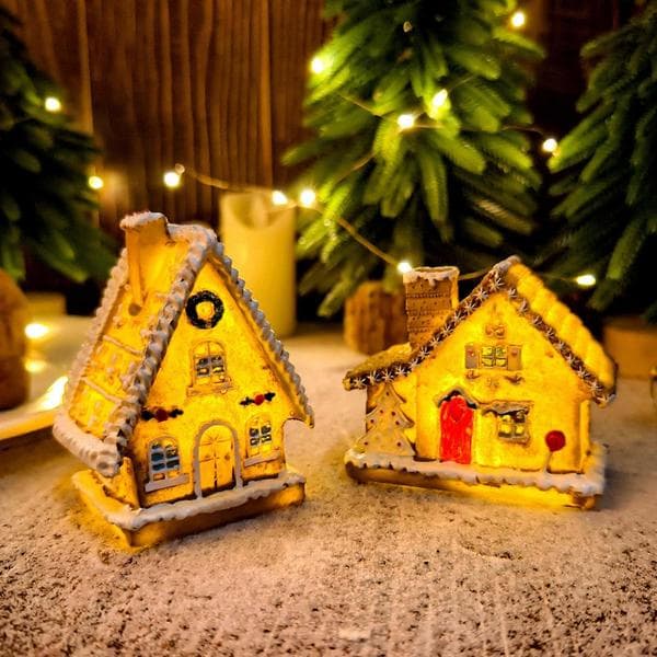Julebyhus Jul Samleobjekt Pepperkakehus med LED-lys Flerfarget