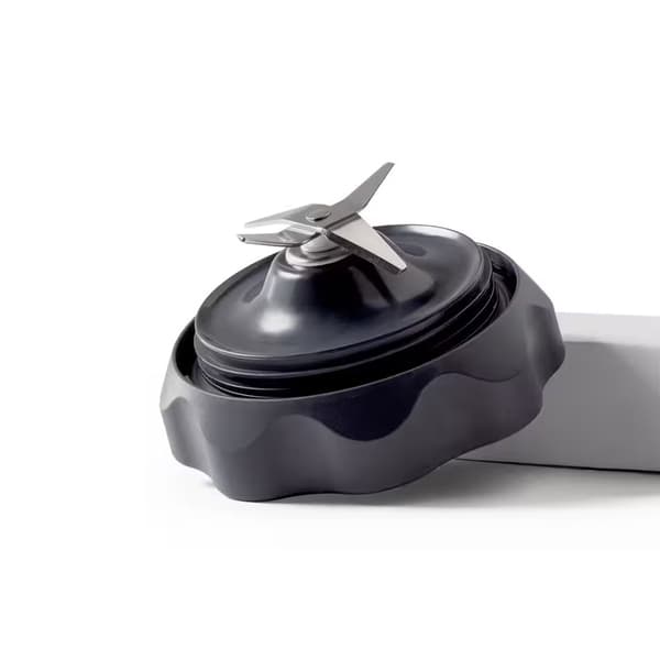 DeLonghi Nutribullet mixer set with Easy Twist extraction blade