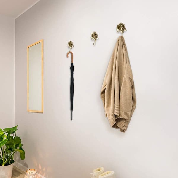 3 stk. rosegull harpiksveggkroker med blomsterdesign