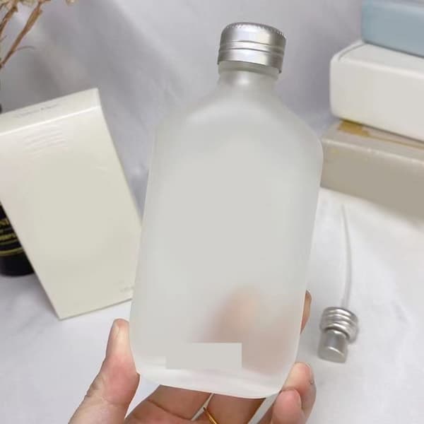 Frisk Parfume Delikat Intensiv Langvarig Duft Elegant Charmerende Parfumedoft til Kvinder Mænd