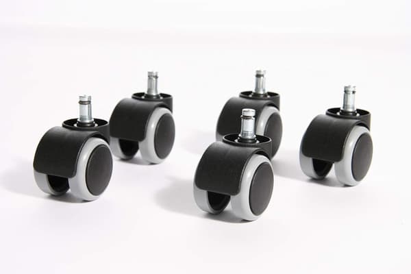 5-pakning hjulsett for harde gulv kontorstol svart 10mm stift 50mm diameter