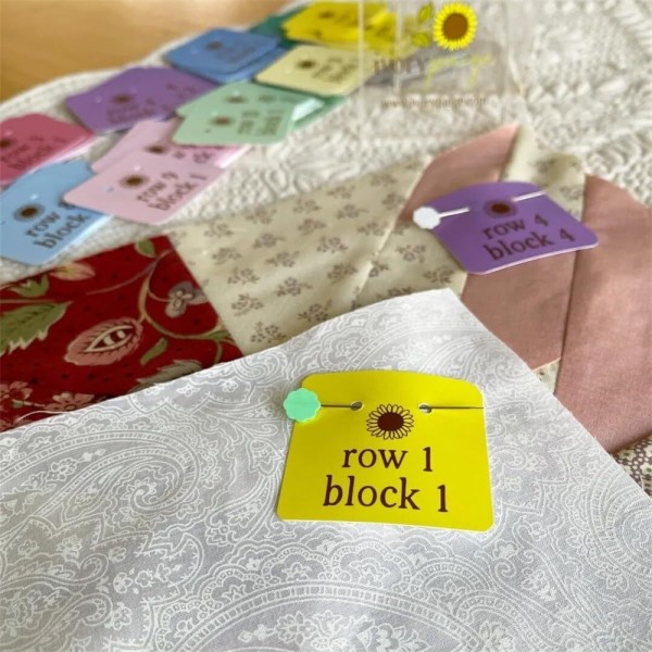 Patchwork Block Row Markers Hver farge inneholder 12 symarkører Innovativt sy- og patchwork-konsept Laget av papir med hull