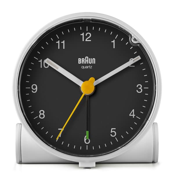 Braun Classic Analog Väckarklocka BC01WB flerfärgad multicolor