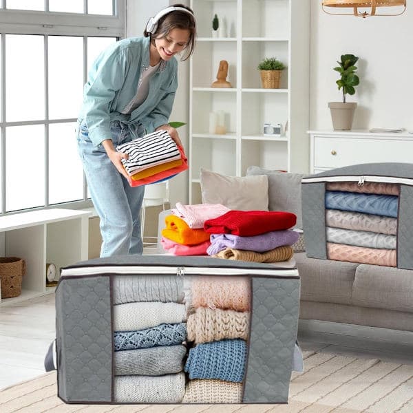 Three zippered storage bags, suitable for storing extra large duvets, pillows, bedspreads, bedding, clothes and blankets