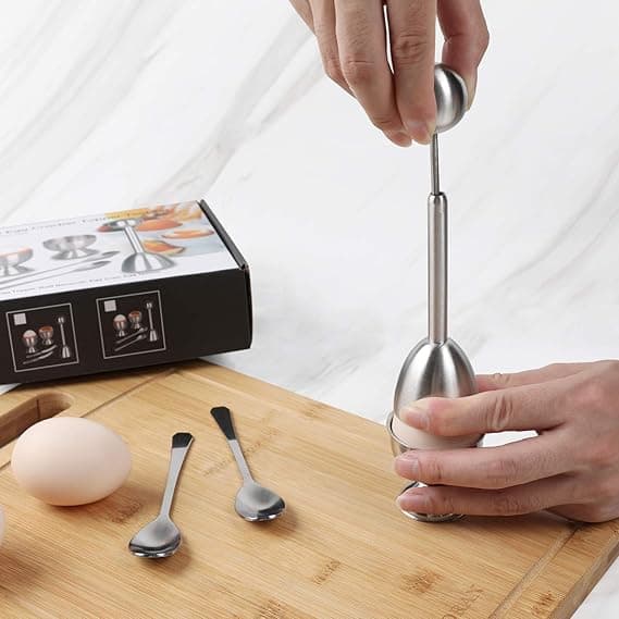 Myk hardkokt eggdeler Topper Sett Eggknekker med 2 kopper