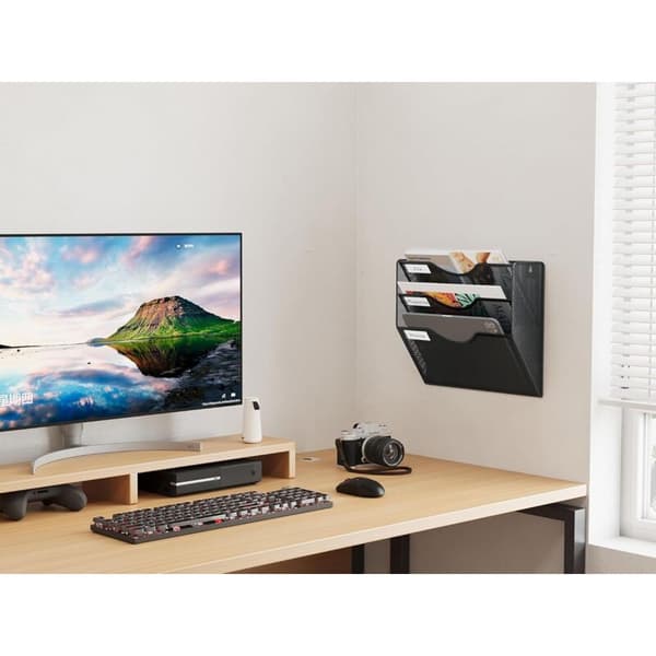 Wall-mounted metal magazine rack with 3 compartments, A4 desk organizer
