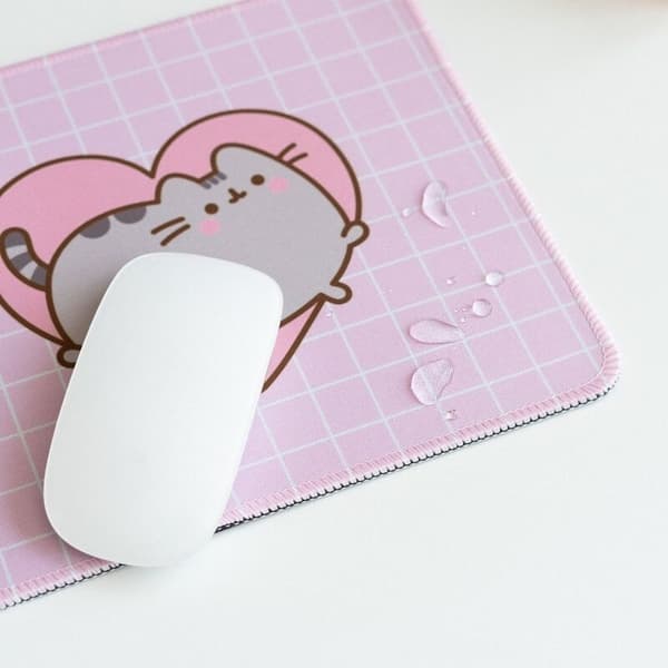 Pusheen Moments musematte for skrivebord, stor, myk overflate