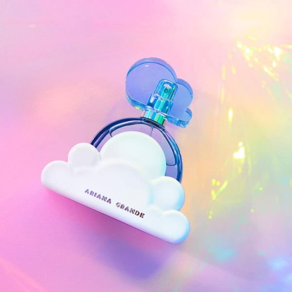 Cloud Eau De Parfum For Women - Omfamna den eteriska doften av denna 100 ml doft, framkalla en känsla av luftighet och lugn Purple