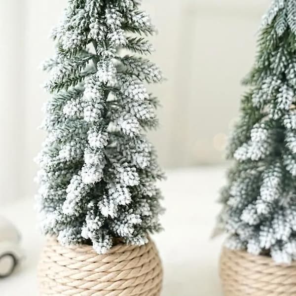 Mini Artificial Christmas Trees - IHABOR - 4-Piece Set - Snowy Branches - Linen Style Pots - 16-30 cm