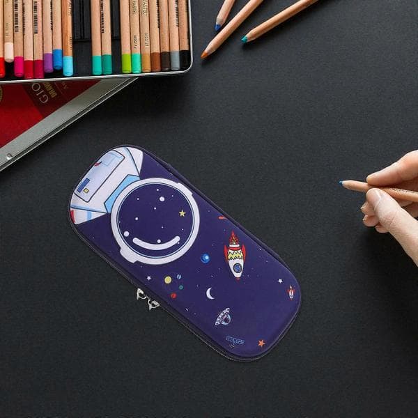 Vanntett pennal med astronauttema og rom
