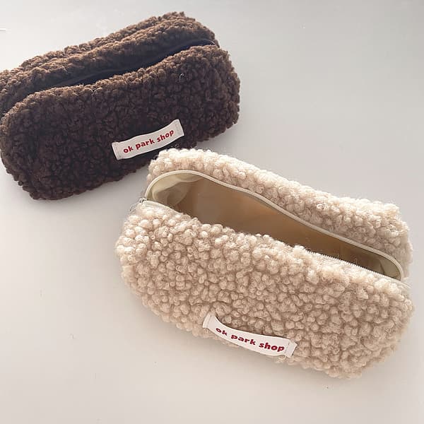 2 stk sminkeveske plysj kaffe+offwhite 18x9x7cm