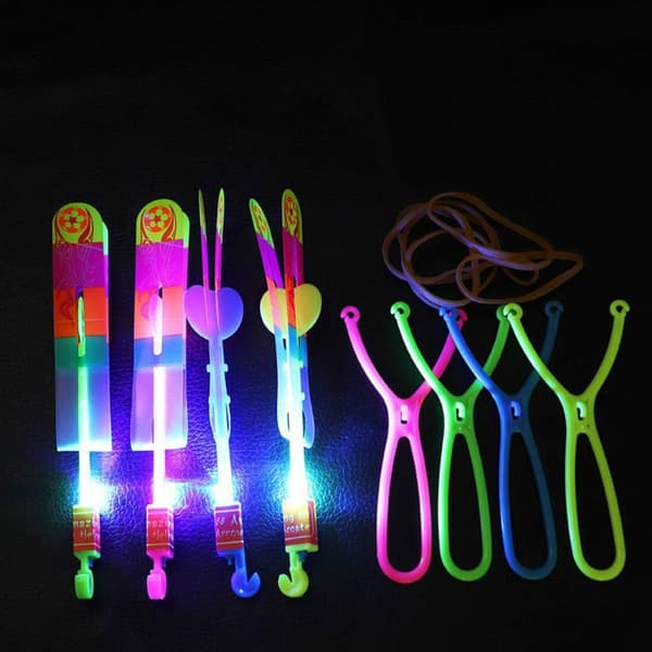 Elas 20 kpl LED-valonuolia lentävä lelu juhliin
