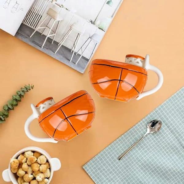 3D-krus 500 ml formet som en basketball – perfekt som gave