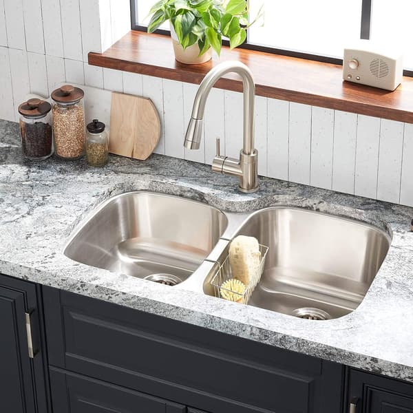 Sink Caddy for Kitchen Sponge, Dish Basket, Dish Rack for Brushes and Dish Soap, Silver, Small (17.8 x 6.9 x 8.9 cm)
