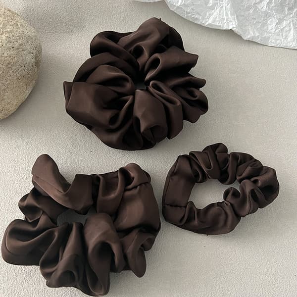2-pak (sort) satin hårelastikker scrunchie hårelastikker farverige scrunchie reb til piger kvinder