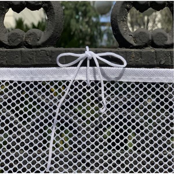 Børnesikringsnet 3 m til altan, terrasse og trapper – Robust netmateriale med reb og kabelbindere