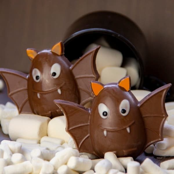 Genanvendelig Flagermusform Chokoladeform i 3 dele – Perfekt til Halloween-slik