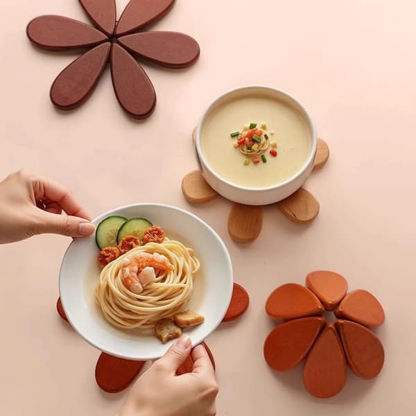 Hot Pot Wooden Trivet Set with Natural Wood Coasters Foldable Christmas Tree Non-Slip and Stackable