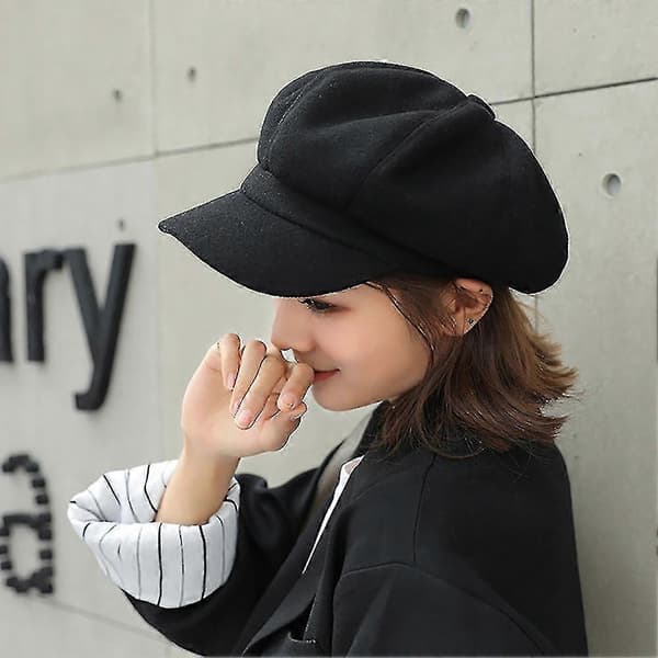 Beret i britisk stil, ensfarget, bred brem, dame, vinter, varm, spiss lue