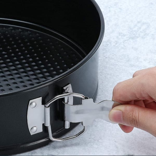 9-tommers Springformpanne med Avtakbar Bunn, Non-stick