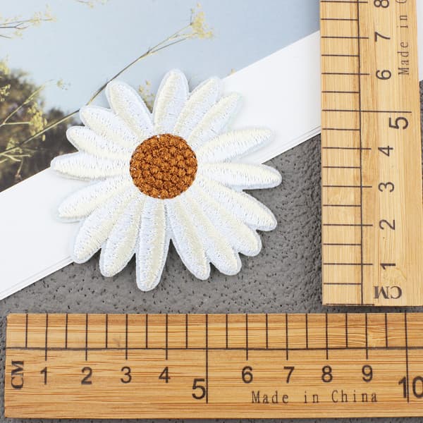 39 stk. Tusenfryd Blomst Sommerfugl Stryke-på-merke, Broderi