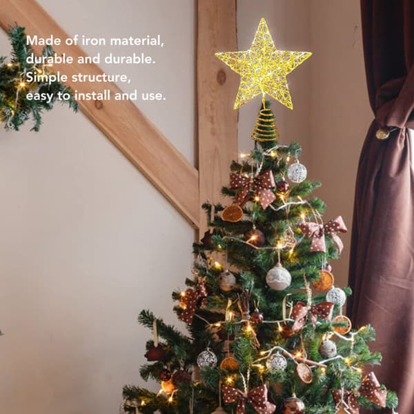 Gylden juletrestjerne med lys, juletrepynt, stjerne til hjemmefest