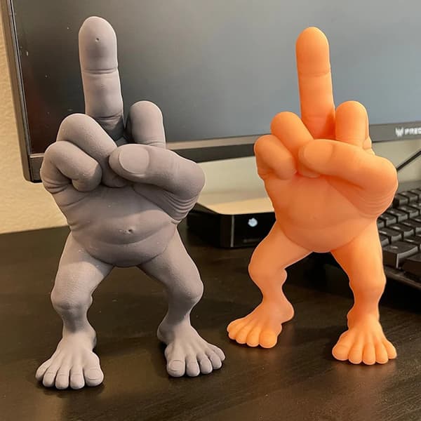Harpiksfigur med langfinger - Morsom figur - Unik kontordekorasjon grå 7,5 cm Grey 7.5cm