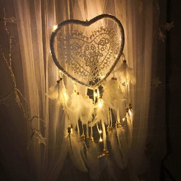 Fjederdrømmefanger med LED-lys