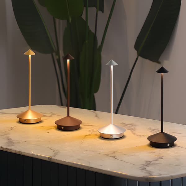 LED-nattlampa i aluminium