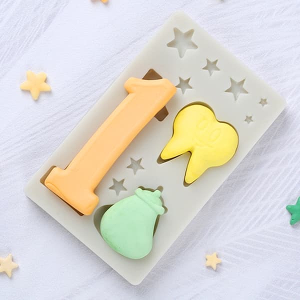 Silicone Mold for 1-Year Cake Decorations – Stars, Teeth, and Bottle Design Vit white