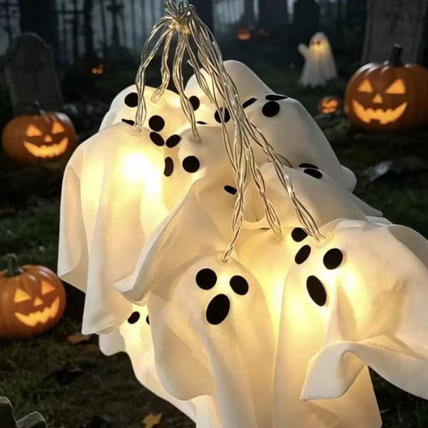 Halloween LED-lysslynge 3 meter 20 lys varmhvit med spøkelsespynt