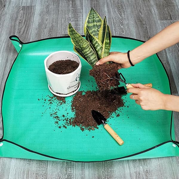 Vandtæt grøn havemåtte 50 x 50 cm, 2 stk., til omplantning og indendørs planter