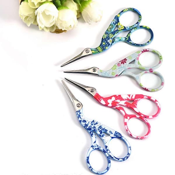 Multifunctional Craft Tool, Embroidery Scissors with Sharp Blades, for Sewing, Handicraft and DIY Projects, Lightweight Construction 9.4 cm (4 pcs)